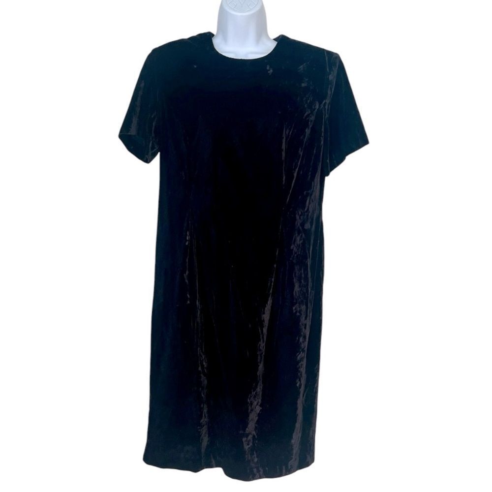 Vintage Leslie Fay Women's Black Velvet Short Sleeve Elegant Dress Size 12P